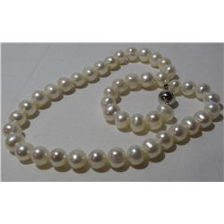 16" Pearl Necklace