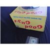 Image 5 : CHILD'S PLAY 1 GOOD GUYS CHUCKY DOLL BOX SCREEN USED ORIGINAL WITH WINDOW & PLASTIC INSERT RARE