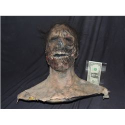 CABIN FEVER PATIENT ZERO SEVERED HEAD WITH FLESH EATING BACTERIA 5 SCREEN USED