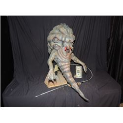 ANIMATRONIC ALIEN SHRIMP CREATURE PUPPET WITH CABLES INTACT