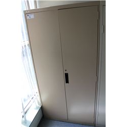 2 DOOR METAL STORAGE CABINET
