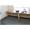 Image 3 : MAPLE U-SHAPED RECEPTION DESK WITH HUTCH AND 2