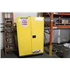 Image 1 : 2 YELLOW FLAMMABLE STORAGE CABINET ON METAL