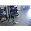Image 1 : BLACK GAS LIFT SALON CHAIR