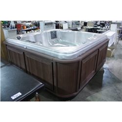 CAL SPA 6 PERSON HOT TUB WITH LOUNGE SEATING, OYSTER OPAL INTERIOR WITH 3 PILLOWS, MAHOGANY