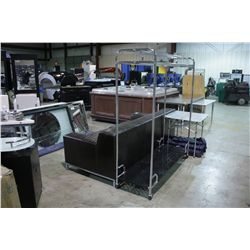 MOBILE  UNIFORM CART