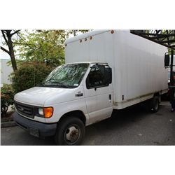 2003 FORD E-450 SUPER DUTY CUBE VAN 142,831KM'S