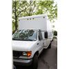 Image 2 : 2003 FORD E-450 SUPER DUTY CUBE VAN 97,970 KMS