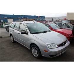 2005 GREY FORD FOCUS 5E5 4 DR HB, GAS, 2.0L, AUTOMATIC, 00000000 KM, VIN: 1FAFP36N75W297658, RD CD