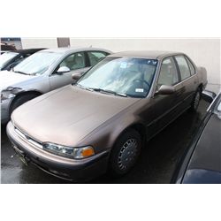 1990 BROWN HONDA ACCORD EX, 4 DR SDN, 220,383 KM,GAS, AUTOMATIC VIN:JHMCB7651LC806451, 5 COLLISIONS