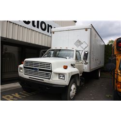 1992 FORD VAN F-700  309,393KM'S DIESEL