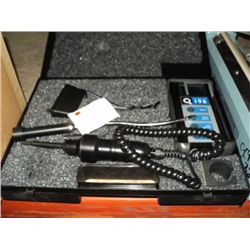 Q 196 Leak Detector