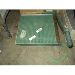 Paper Cutter (print sequence:) F290