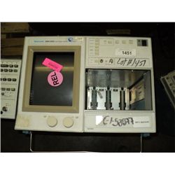 TEK DSA 602 Digitizing Signal Generator (print sequence:) 53577