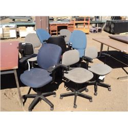 Lot: Office Chairs