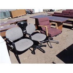 Lot: Office Chairs