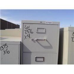 Lot: Filing Cabinets