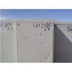 Lot: Filing Cabinets