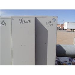 Lot: Filing Cabinets
