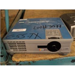Mitsubishi XL8U Projector