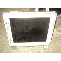 Apple 17" LCD (print sequence:) E063