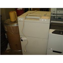 Sem 200 Shredder (print sequence:) F134