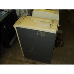 Fellowes 120C-2 Shredder