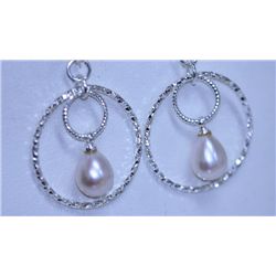 20.80 CTW WHITE PEARL DANGLING EARRING