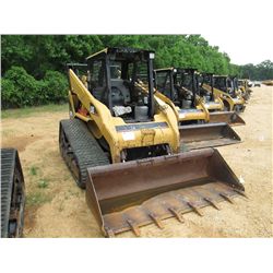 CAT 287B SKID STEER LOADER, S/N ZSA01604, (05 YR) GP BUCKET, TRACK TYPE, 18"RUBBER CANOPY, CANOPY, A