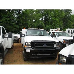 2003 FORD F450 CREW CAB SERVICE TRUCK, S/N 1FDXW46P03EC30598, POWERSTROKE DIESEL ENG, A/T, P/S, A/C,