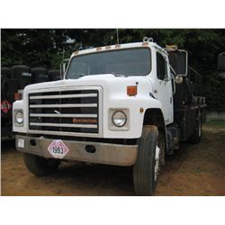 1989 INTERNATIONAL S1900 S/A FUEL & LUBE TRUCK, S/N 1HTLDTVN2KH662144, DT466 INTL DIESEL ENG, 5-2 SP