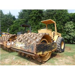 HYPAC 852B VIBRATORY ROLLER, S/N 19779, 84" PADFOOT, DRUM DRIVE, CANOPY