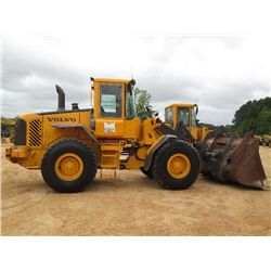 VOLVO L60E WHEEL LOADER, S/N V60799 (05 YR) BUCKET W/TOP CLAMP, QUICK COUPLER, ECAB W/AIR, 20.5R25 T