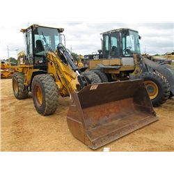 CAT 924G WHEEL LOADER, S/N DDA01352 (04 YR) GP BUCKET, FORKS, QUICK COUPLER, AUX HYD, ECAB W/AIR, 17
