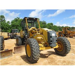 KOMATSU GD555-3C MOTOR GRADER, S/N 50024 (04 YR) 14' HYD MOLDBOARD W/TIP CONTROL, SCARIFIER, ECAB W/