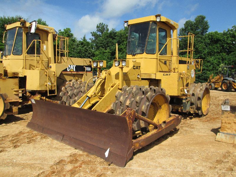 CAT 815B COMPACTOR, S/N 17Z00934, STRAIGHT BLADE, ECAB - J.M. Wood ...