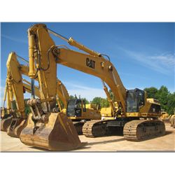 CAT 375 HYDRAULIC EXCAVATOR, S/N 1JH00243, 9'8" STICK, 89" BUCKET, 36" DOUBLE GROUSER PADS, CAT WALK