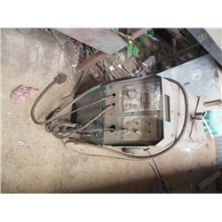 200 AMP COBRA WELDER (SOLD ABSENTEE, LOCATED IN AUTAUGAVILLE, AL)