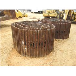 KOMATSU PC300 RAIL ASSEMBLY & PADS