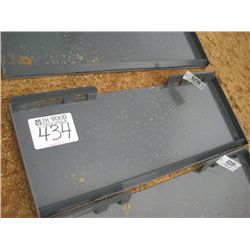 UNUSED QUICK ATTACH MOUNT PLATE 4000, FITS SKID STEER