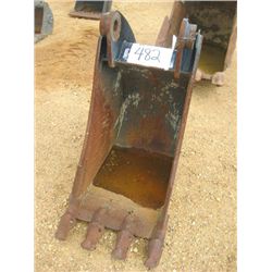 CAT 18" BACKHOE BUCKET