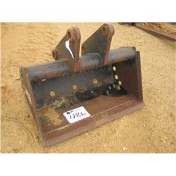 36" CLEAN-OUT BUCKET