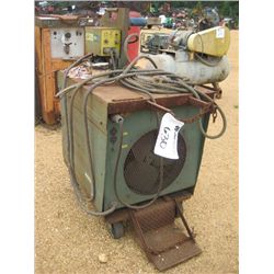 (1) LINDLE VI-252 WELDER W/WIRE FEEDER