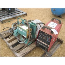 (1) LINCOLN INVERTEC V300 WELDER W/WIRE FEEDER