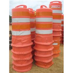 (1) LOT HIGHWAY BARRICADE BARRELS