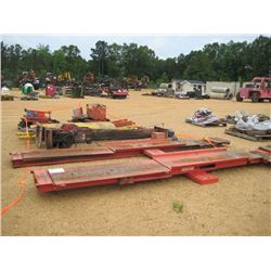 HUNTER CAR LIFT & FRONT END ALIGN MACHINE