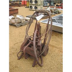 (1) AIRLESS PAINT SPRAYER