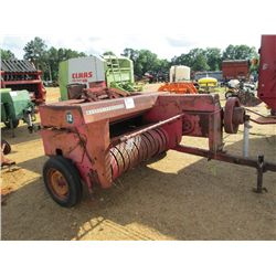 MASSEY FERGUSON SQUARE HAY BALER