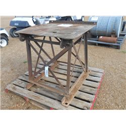 METAL WORK TABLE