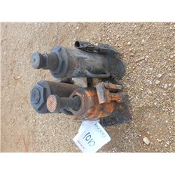 1 LOT (3) BOTTLE JACKS